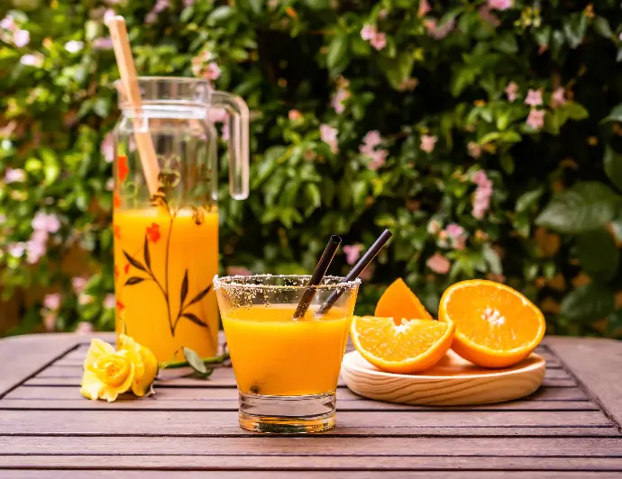 frisch gespresster Orangensaft